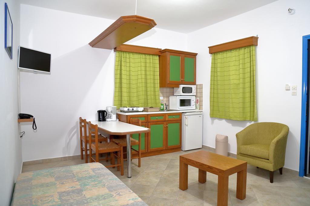 Maria'S Apartments Skaliá Buitenkant foto